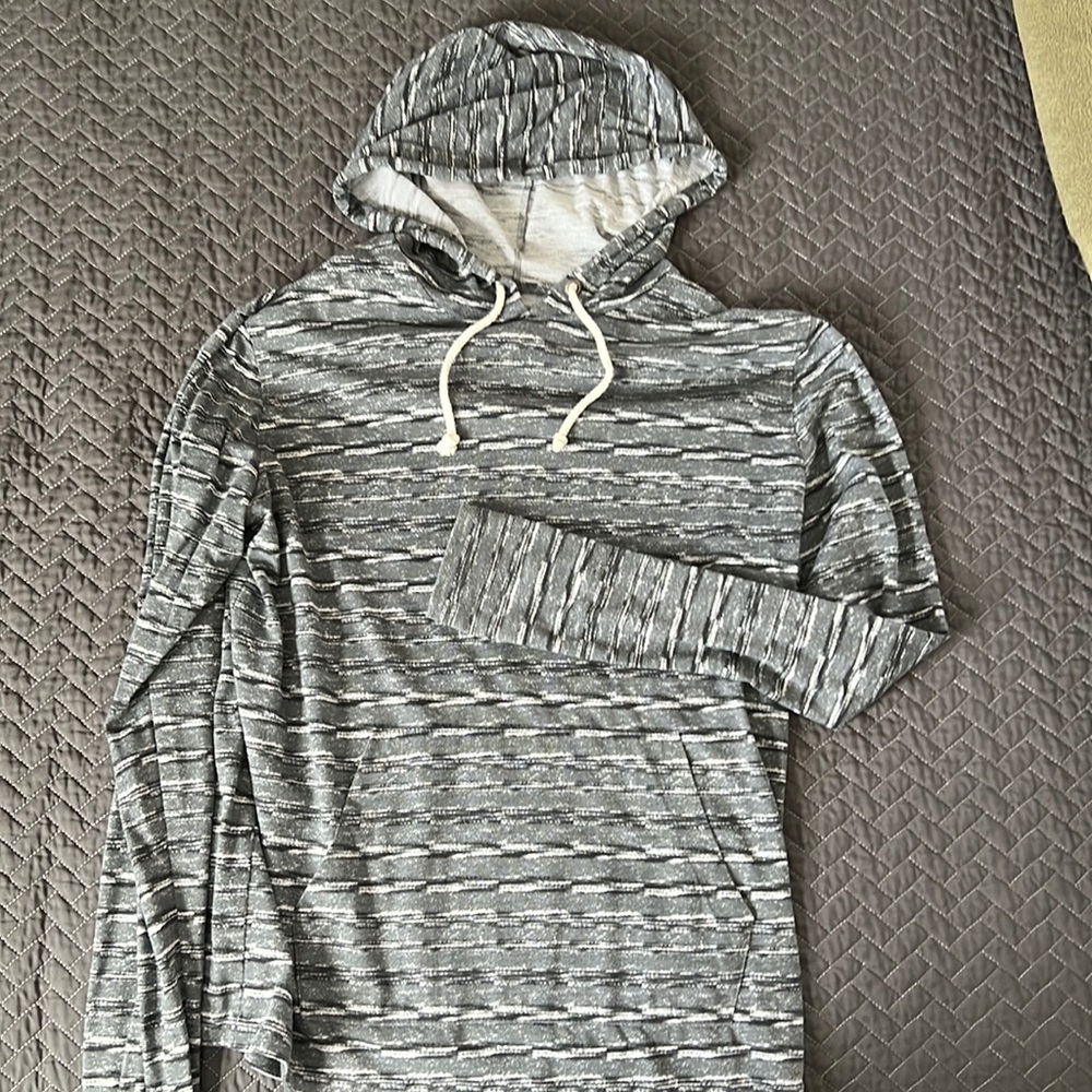 Lightweight pullover hoodie